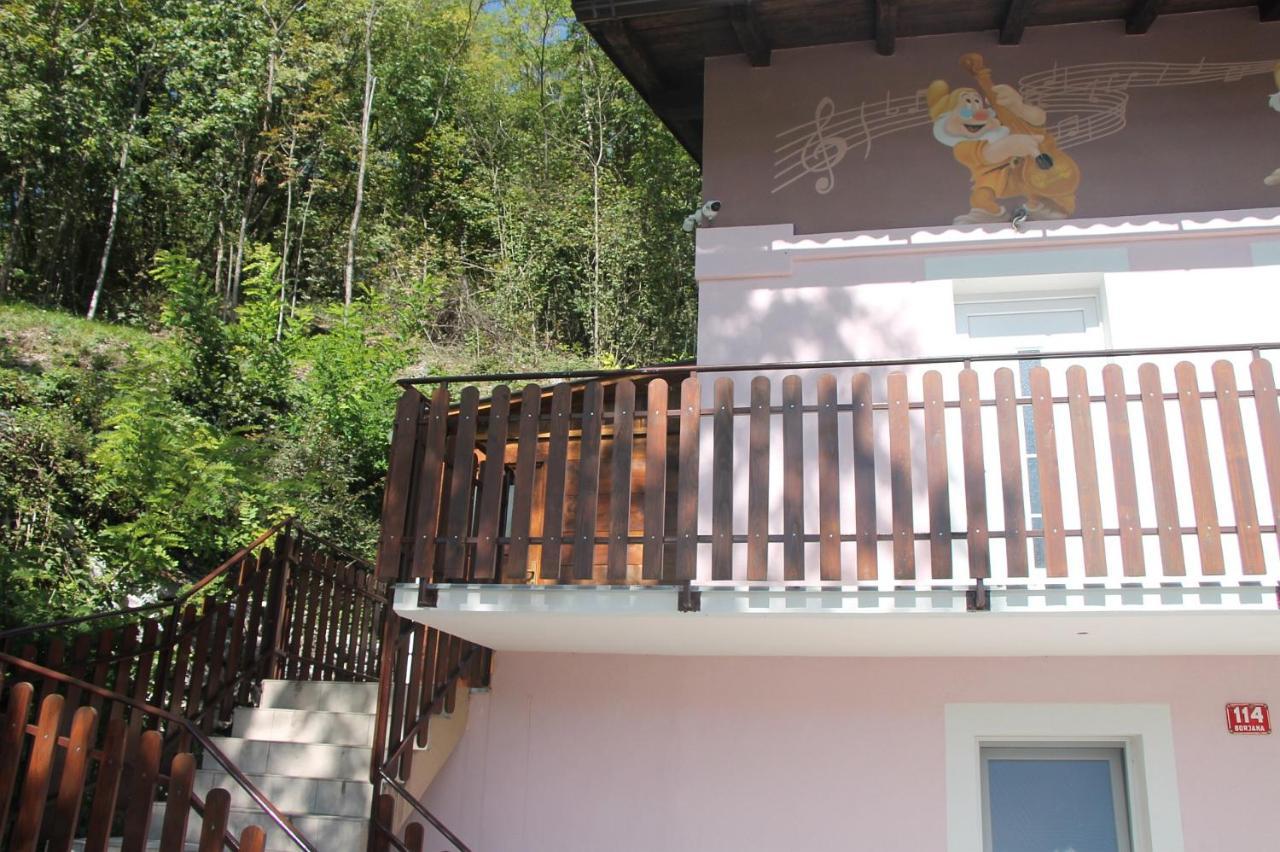 Mike'S Rooms Kobarid Exterior foto