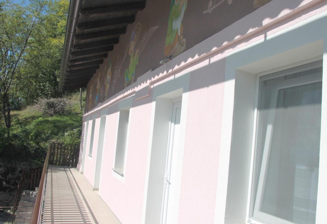 Mike'S Rooms Kobarid Exterior foto